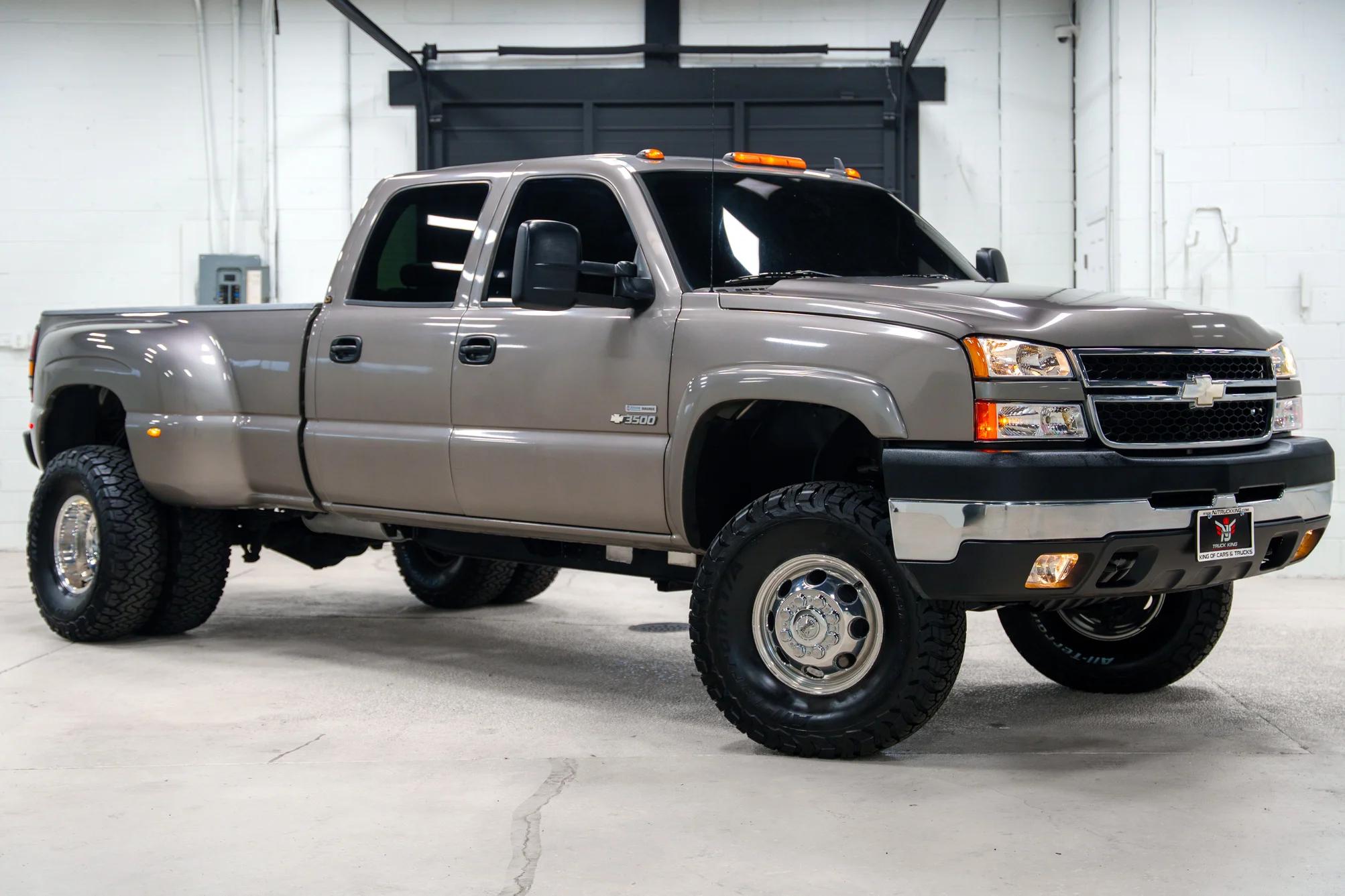 chevrolet silverado 3500 2006 1GCJK33D76F168271 image chevrolet silverado 3500 2006 1GCJK33D76F168271 image